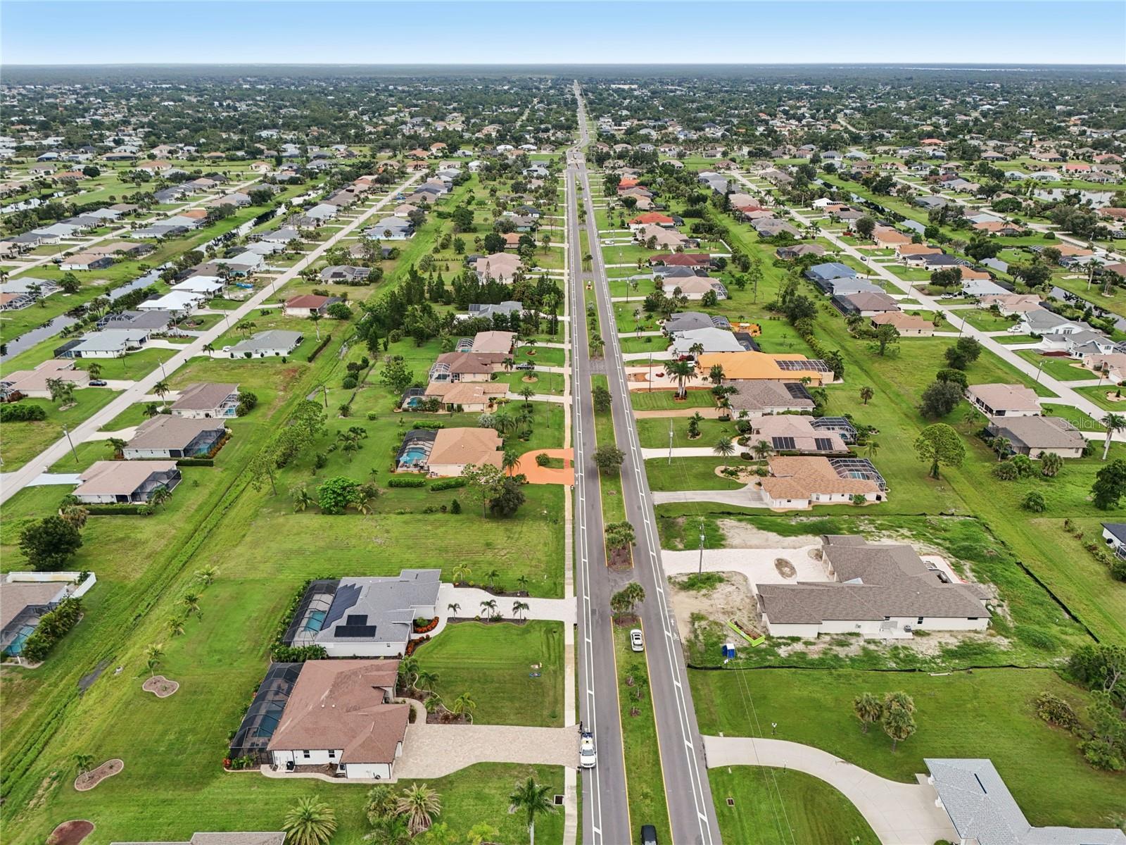 Image 52 of 62 For 239 Rotonda Boulevard N