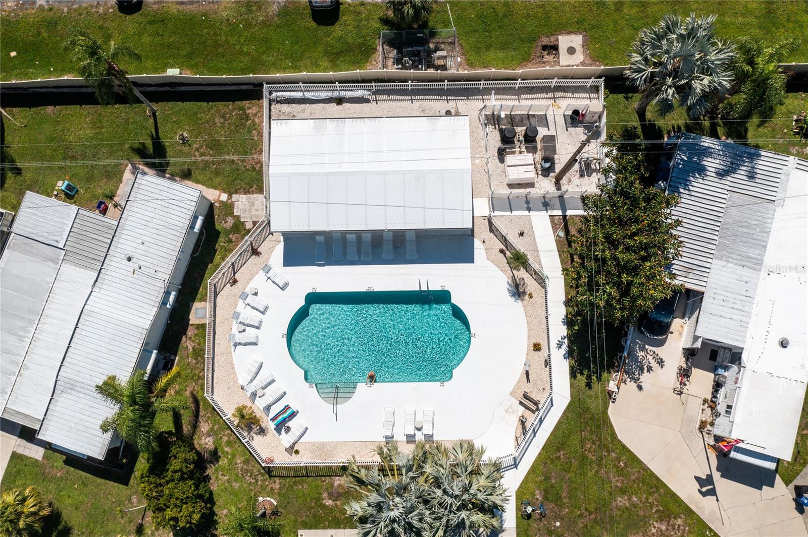 Image 25 of 27 For 1891 Englewood Road 18