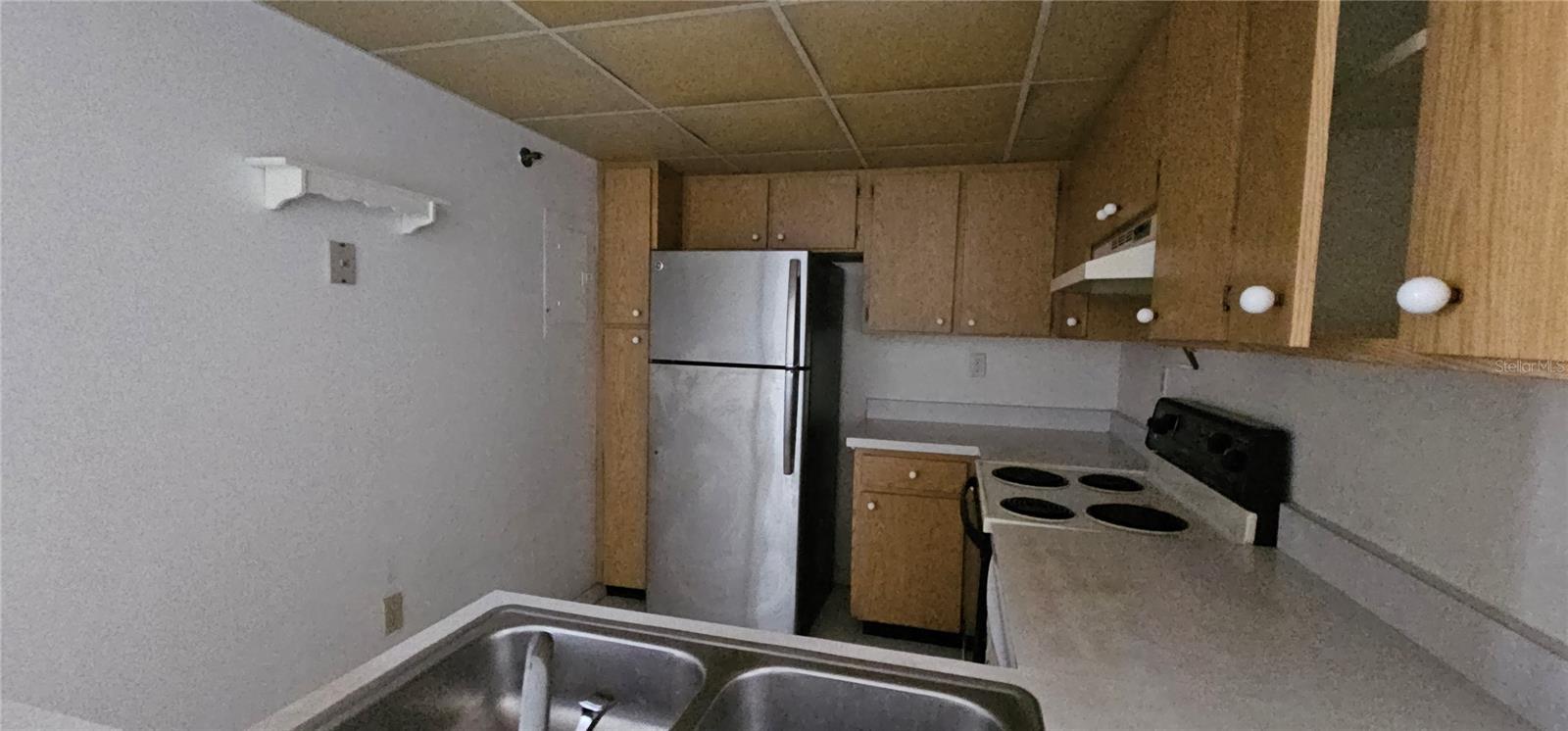 Image 3 of 13 For 21405 Olean Boulevard 322