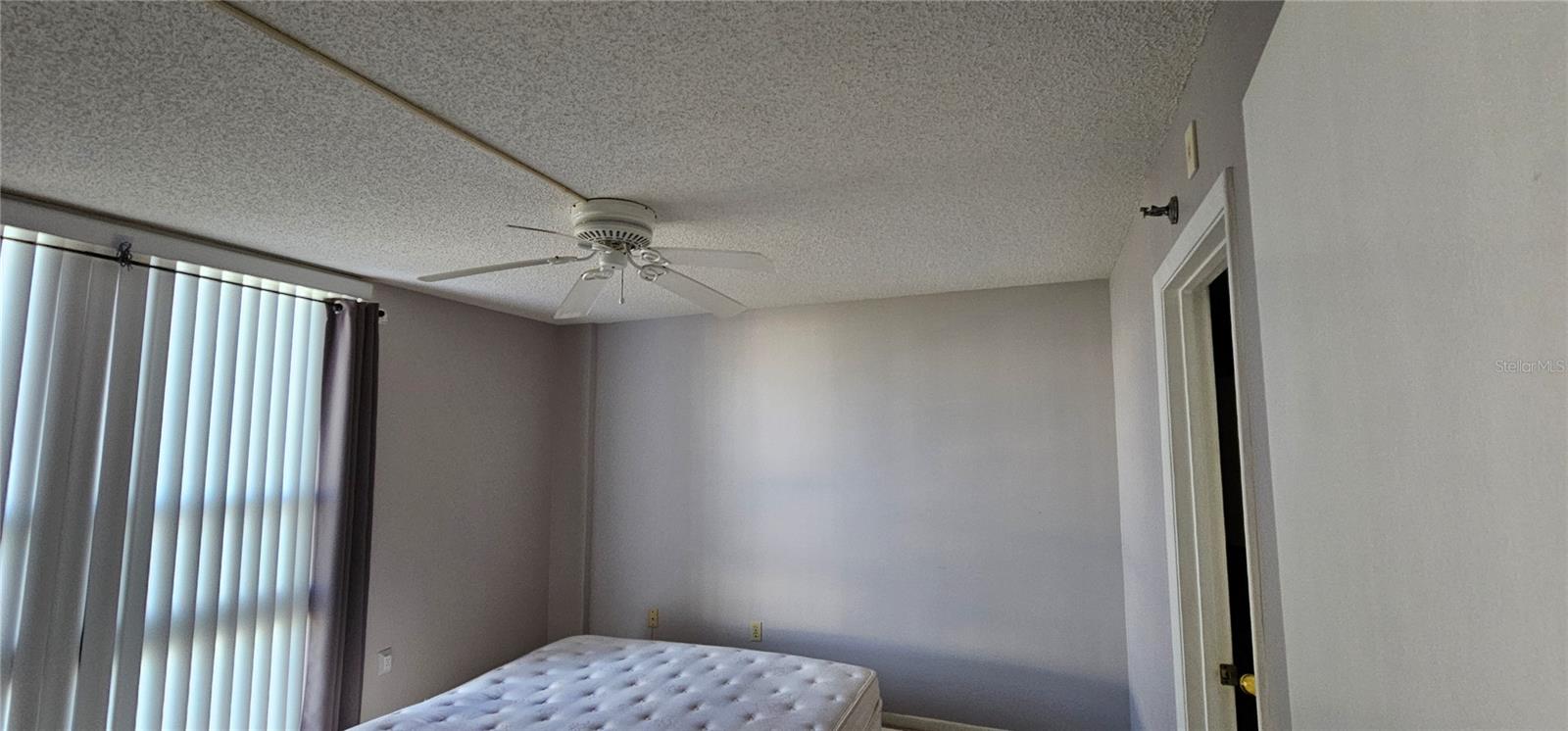 Image 5 of 13 For 21405 Olean Boulevard 322