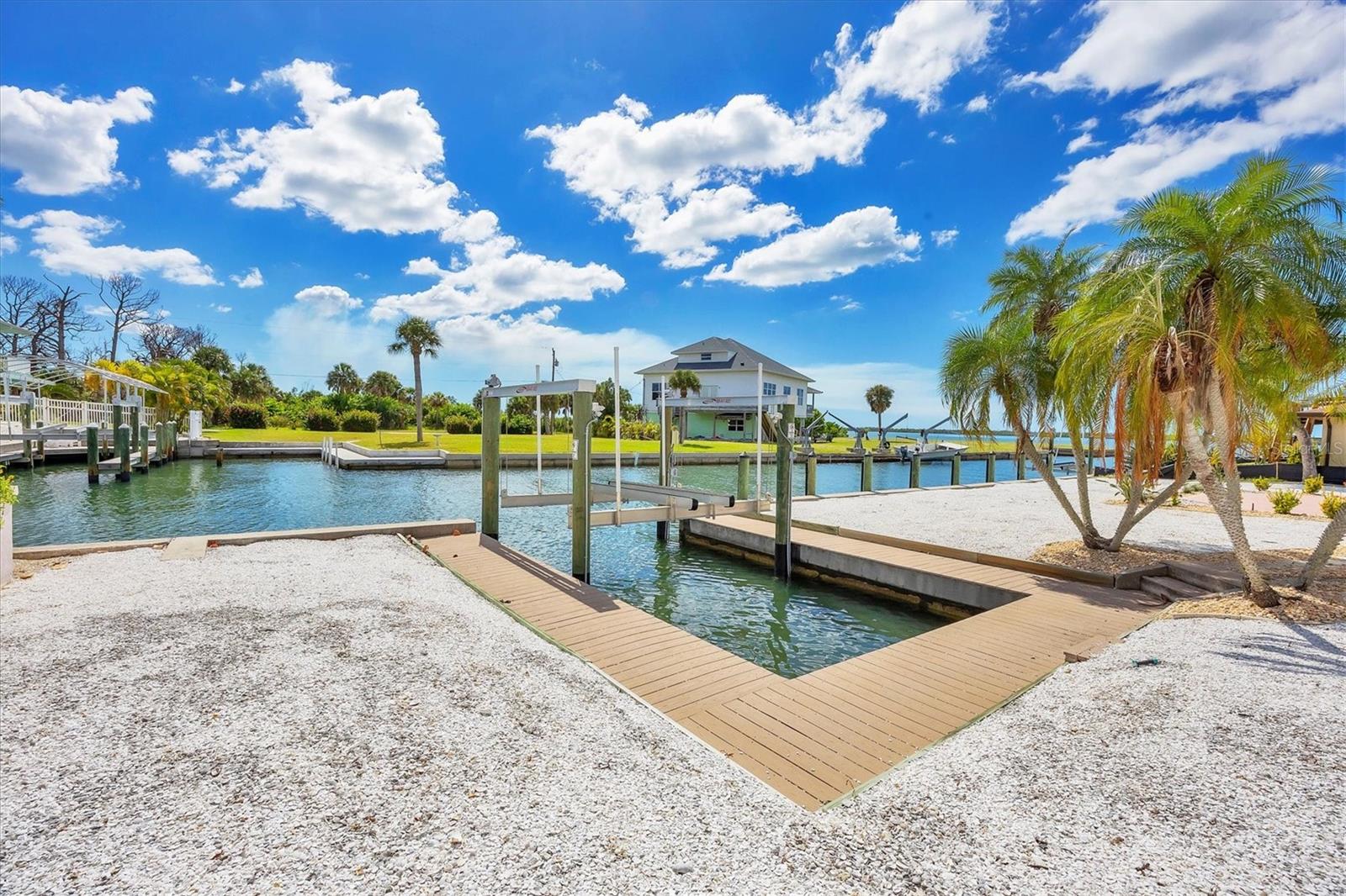 Image 30 of 37 For 1915 Pennsylvania Avenue