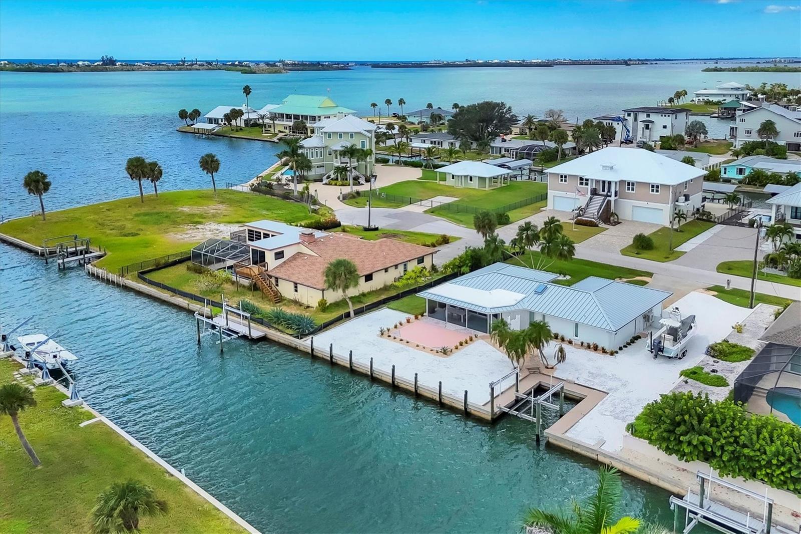 Image 35 of 37 For 1915 Pennsylvania Avenue