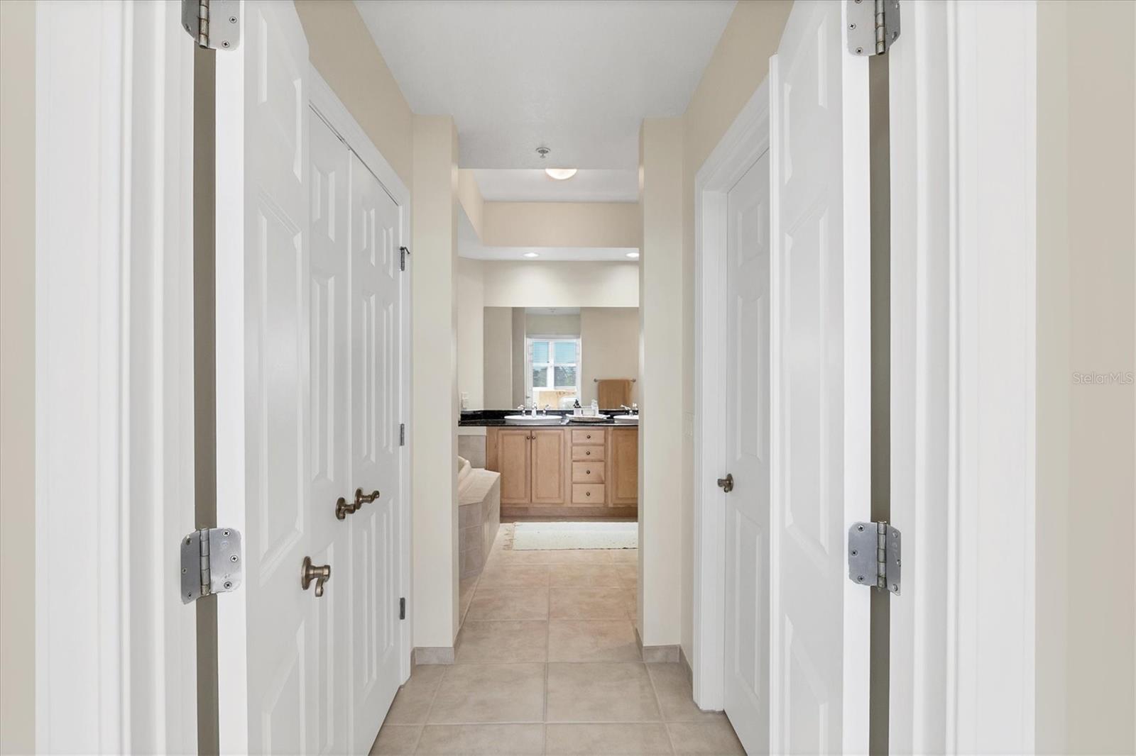 Image 23 of 52 For 8541 Amberjack Circle 203