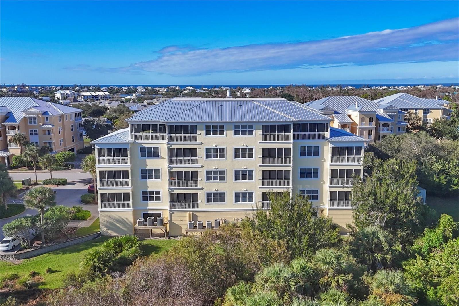 Image 35 of 52 For 8541 Amberjack Circle 203