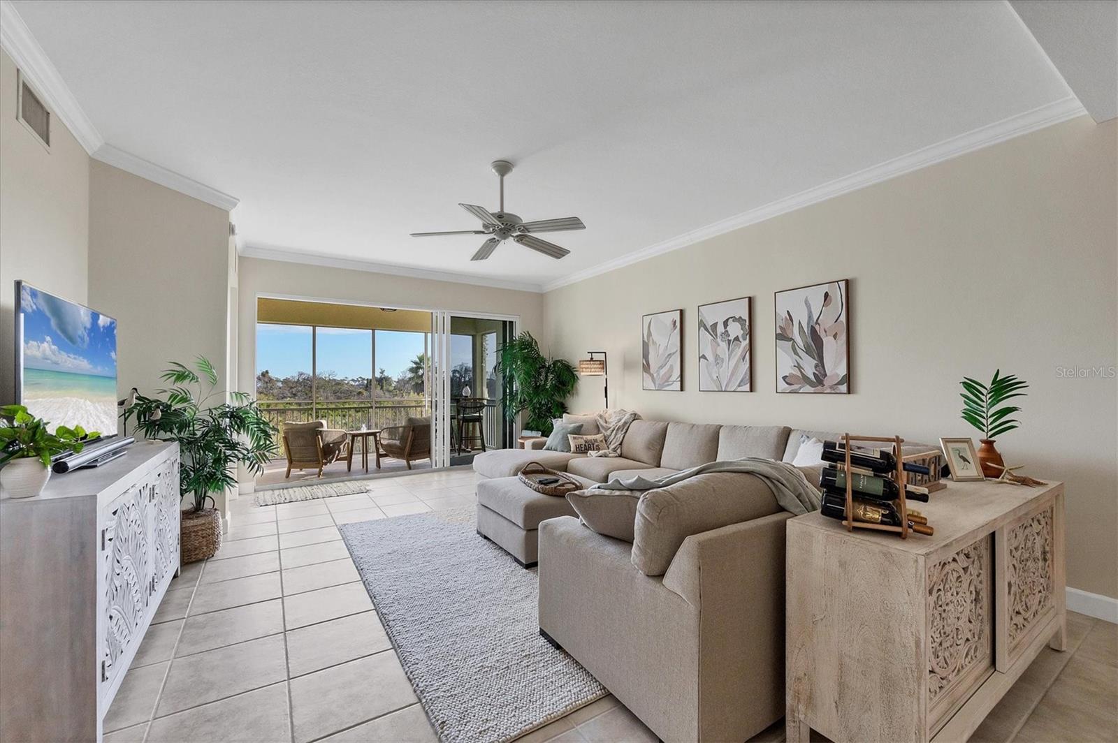 Image 7 of 52 For 8541 Amberjack Circle 203