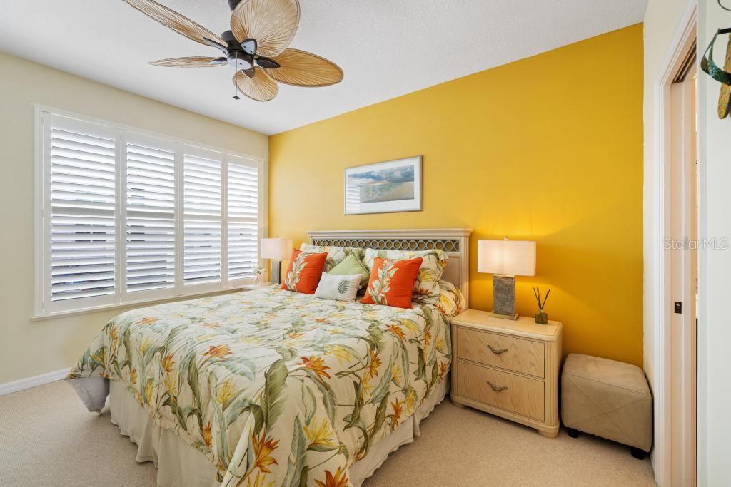 Image 14 of 48 For 8276 Harborside Circle