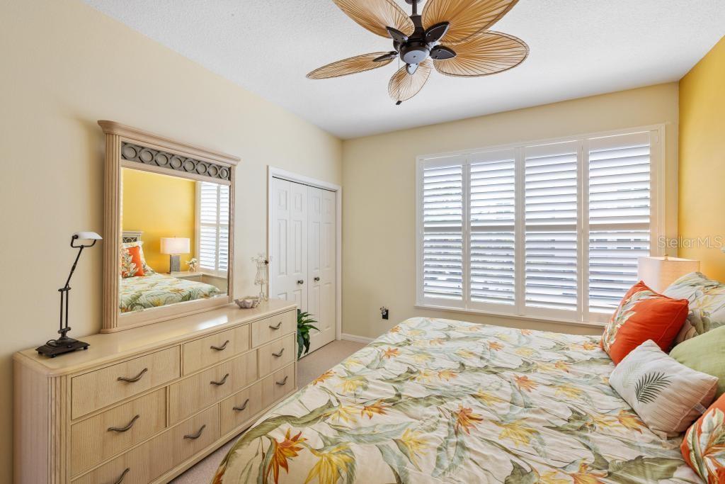 Image 17 of 48 For 8276 Harborside Circle