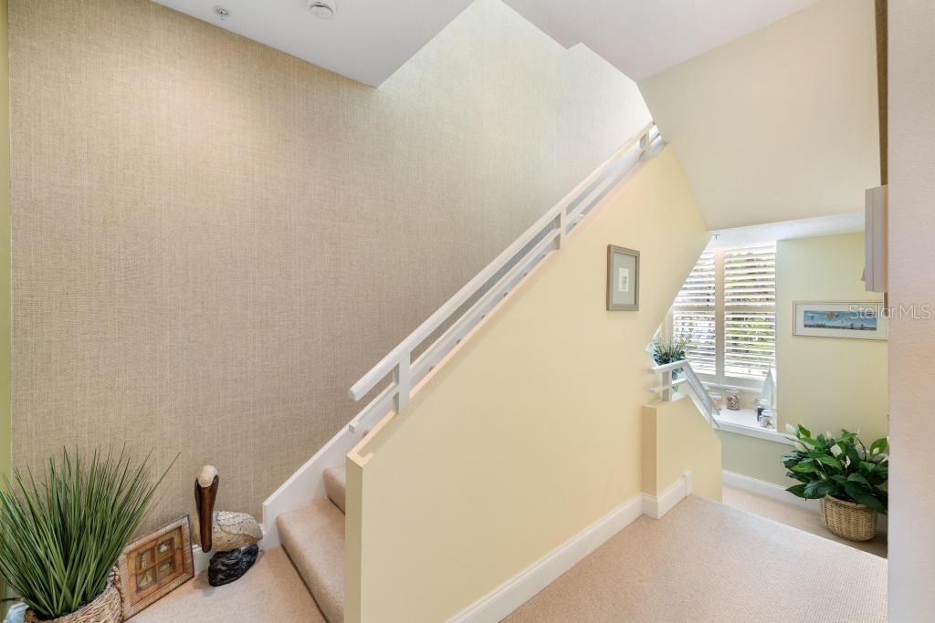 Image 24 of 48 For 8276 Harborside Circle