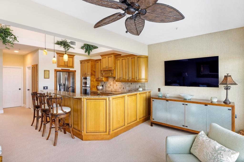 Image 28 of 48 For 8276 Harborside Circle