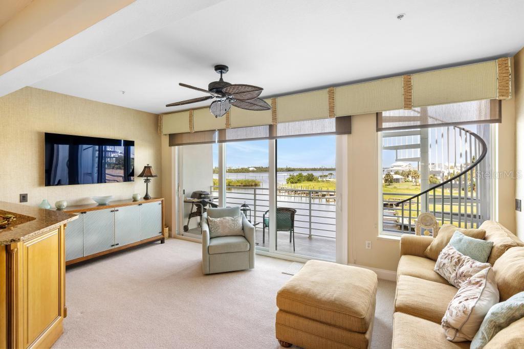 Image 29 of 48 For 8276 Harborside Circle