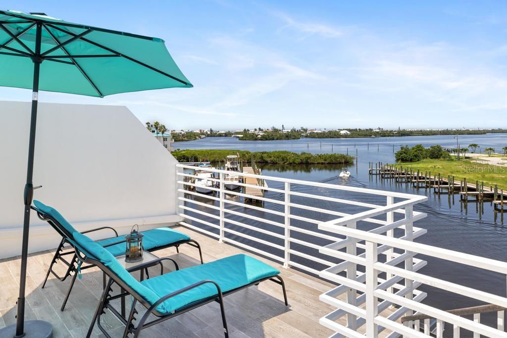 Image 36 of 48 For 8276 Harborside Circle