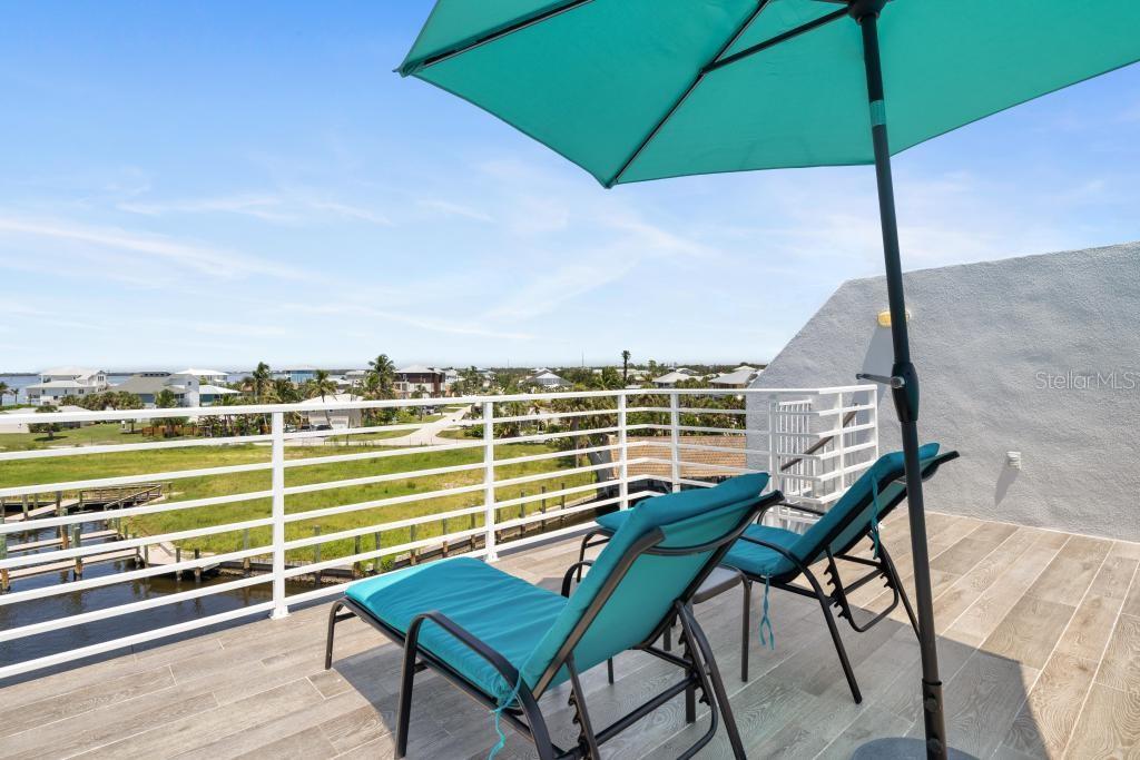 Image 37 of 48 For 8276 Harborside Circle