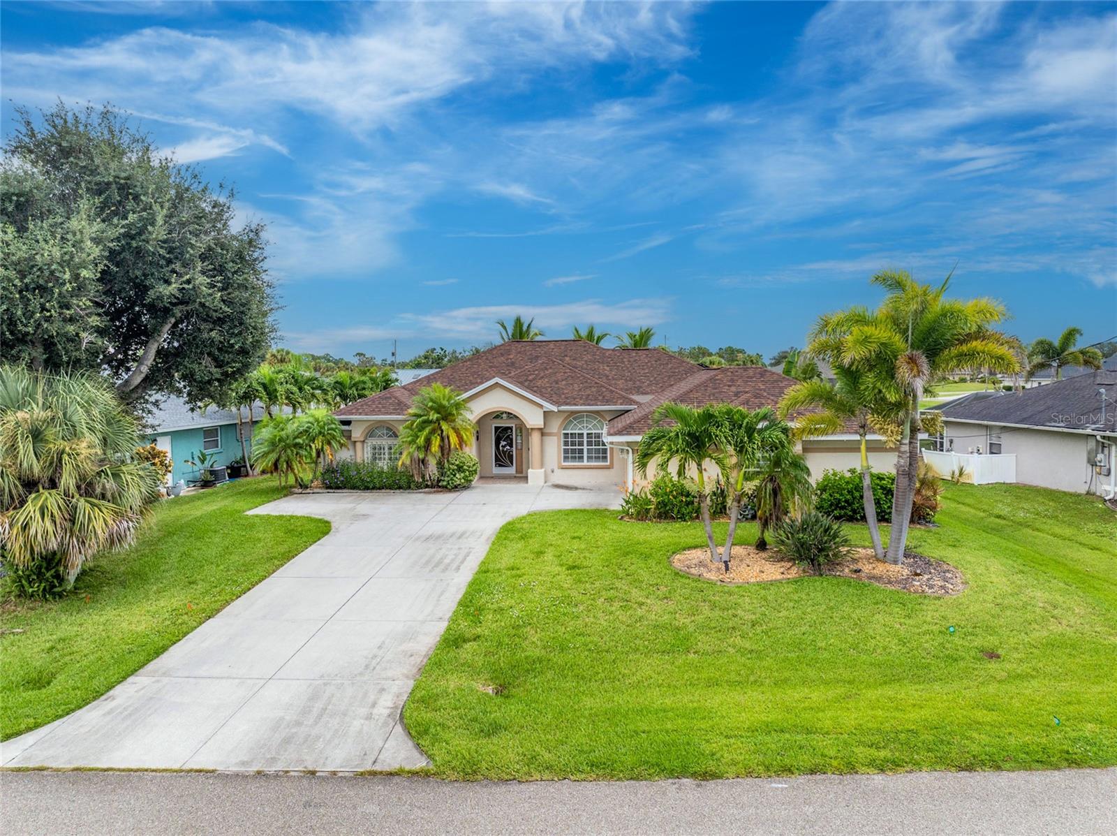 Details for 138 Broadmoor Lane, ROTONDA WEST, FL 33947