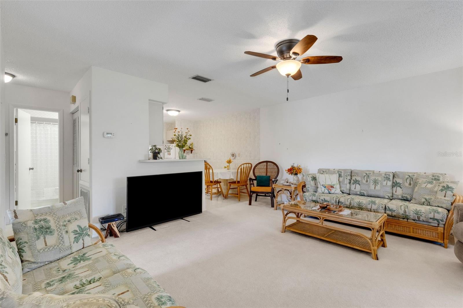 Image 4 of 44 For 4184 66th Street Circle W 0