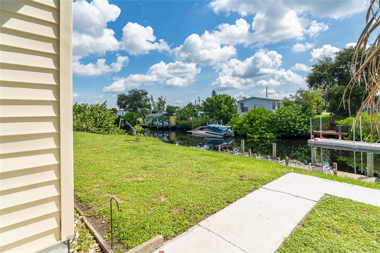 Image 19 of 29 For 1301 Kingfisher Drive