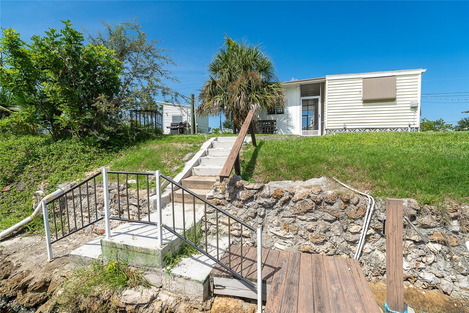 Image 21 of 29 For 1301 Kingfisher Drive