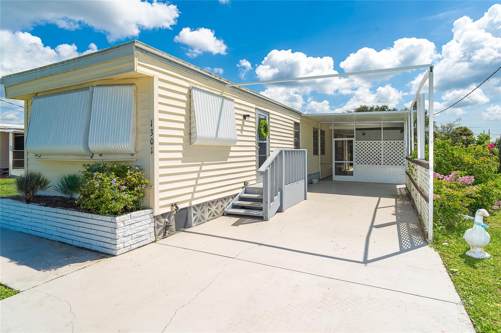Image 3 of 29 For 1301 Kingfisher Drive