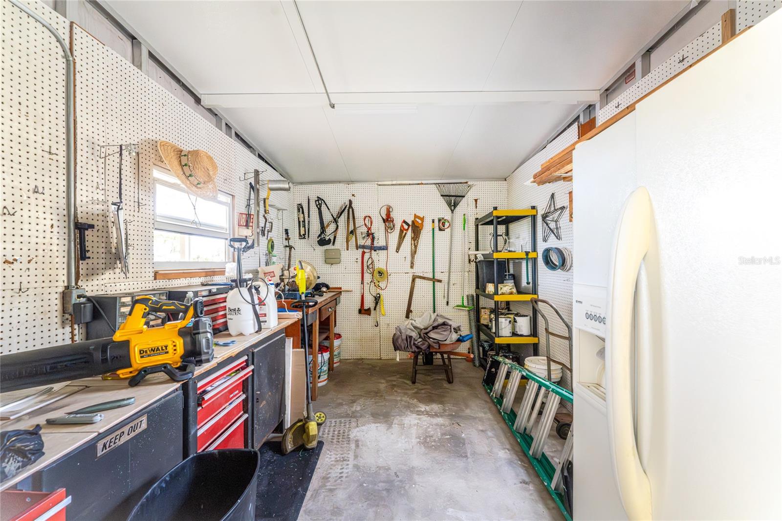 Image 41 of 50 For 6290 Greenfinch Road