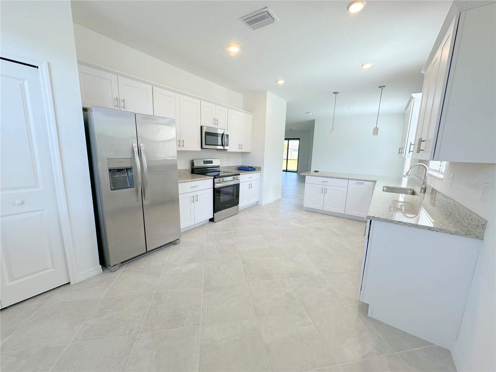 Image 5 of 22 For 1602 Saddlewood Circle