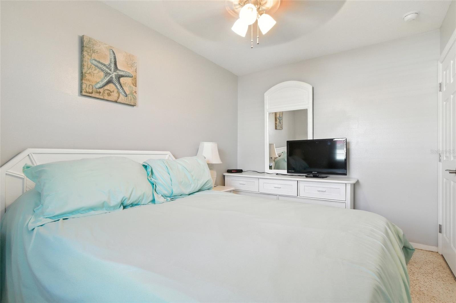 Image 22 of 39 For 8142 Coco Solo Avenue