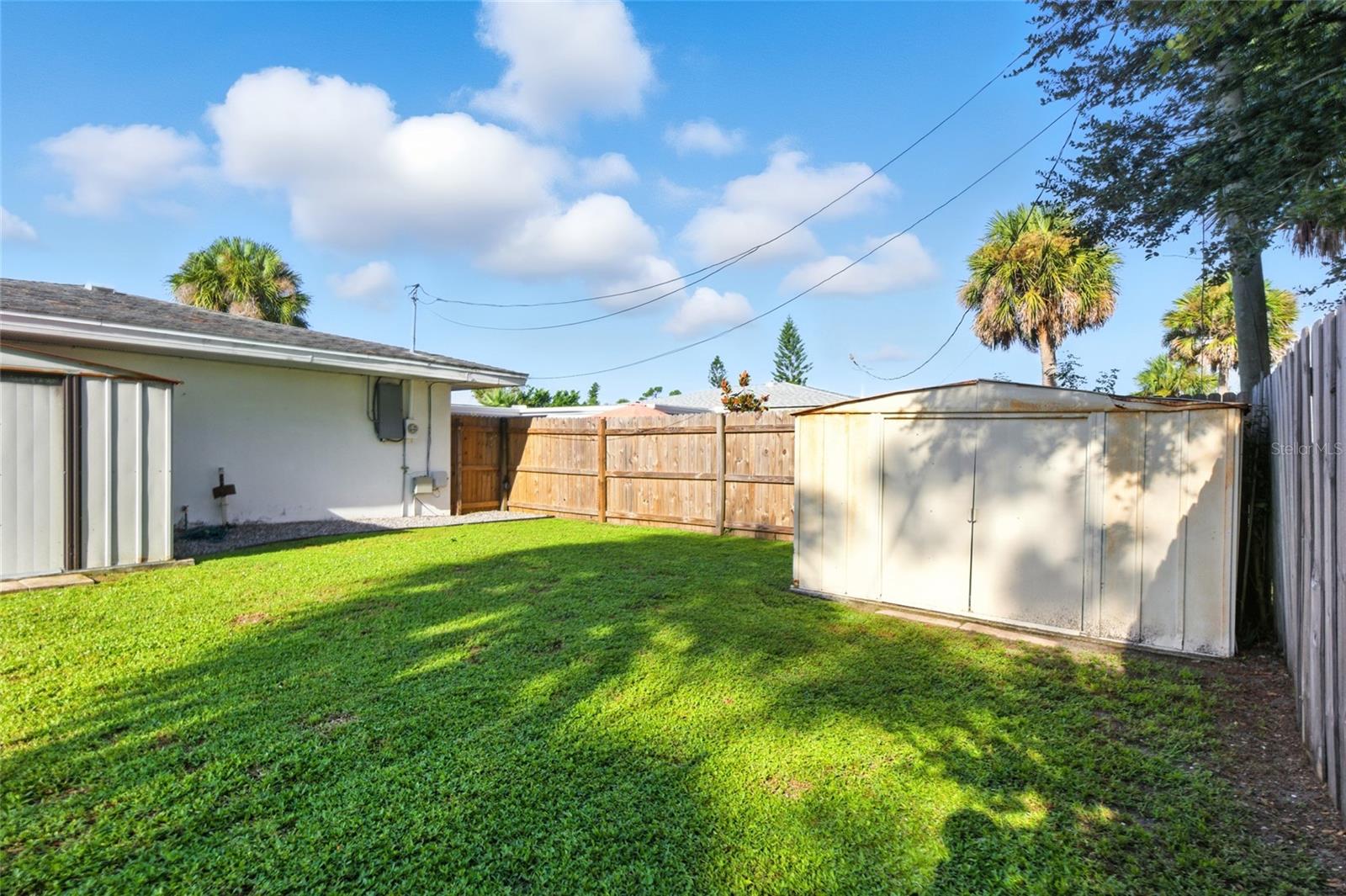 Image 32 of 39 For 8142 Coco Solo Avenue