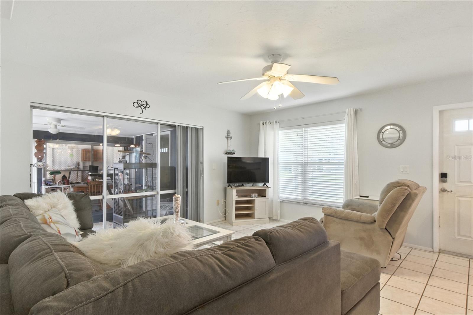 Image 8 of 39 For 8142 Coco Solo Avenue