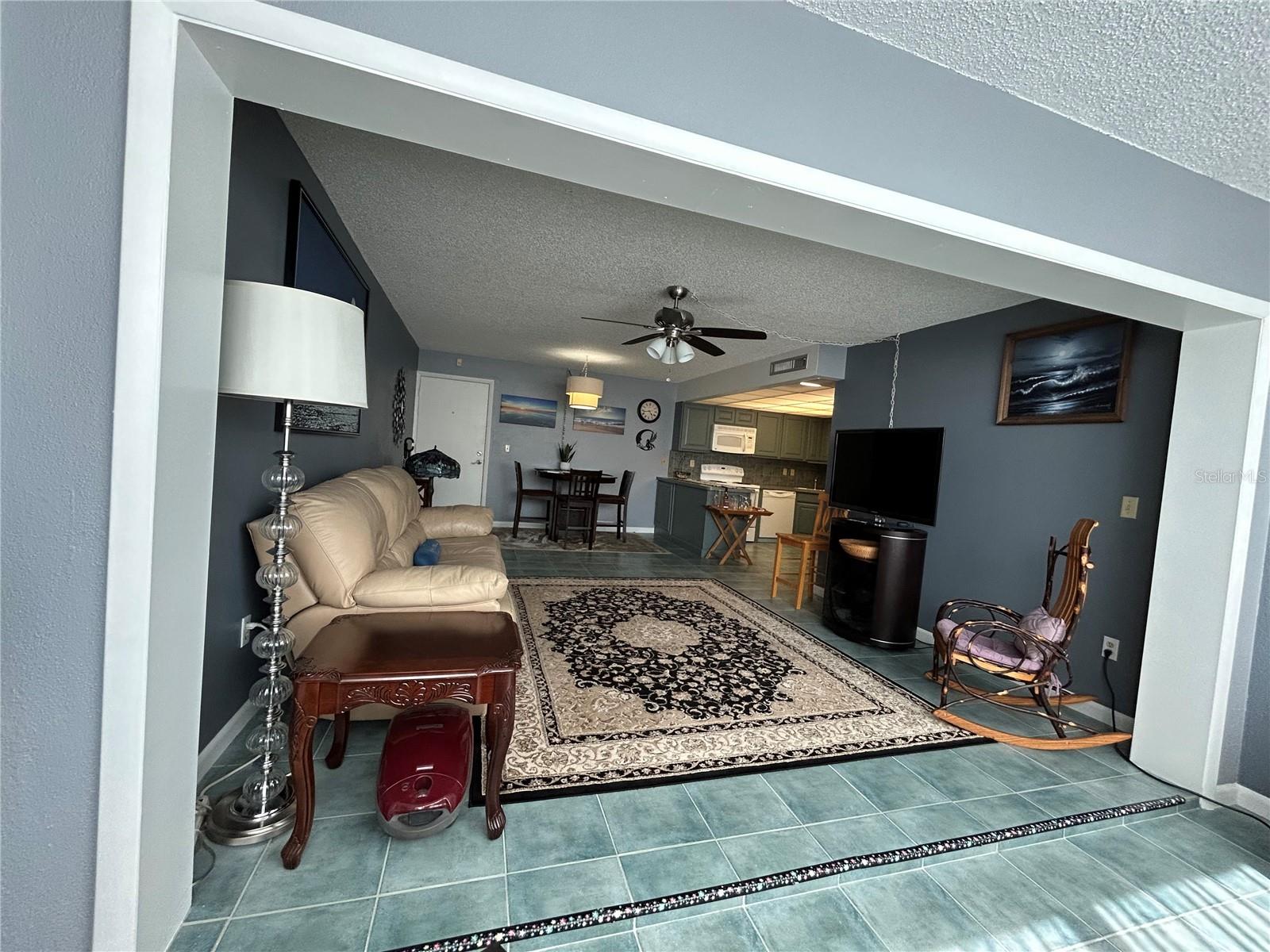 Image 21 of 61 For 2300 Aaron Street 215