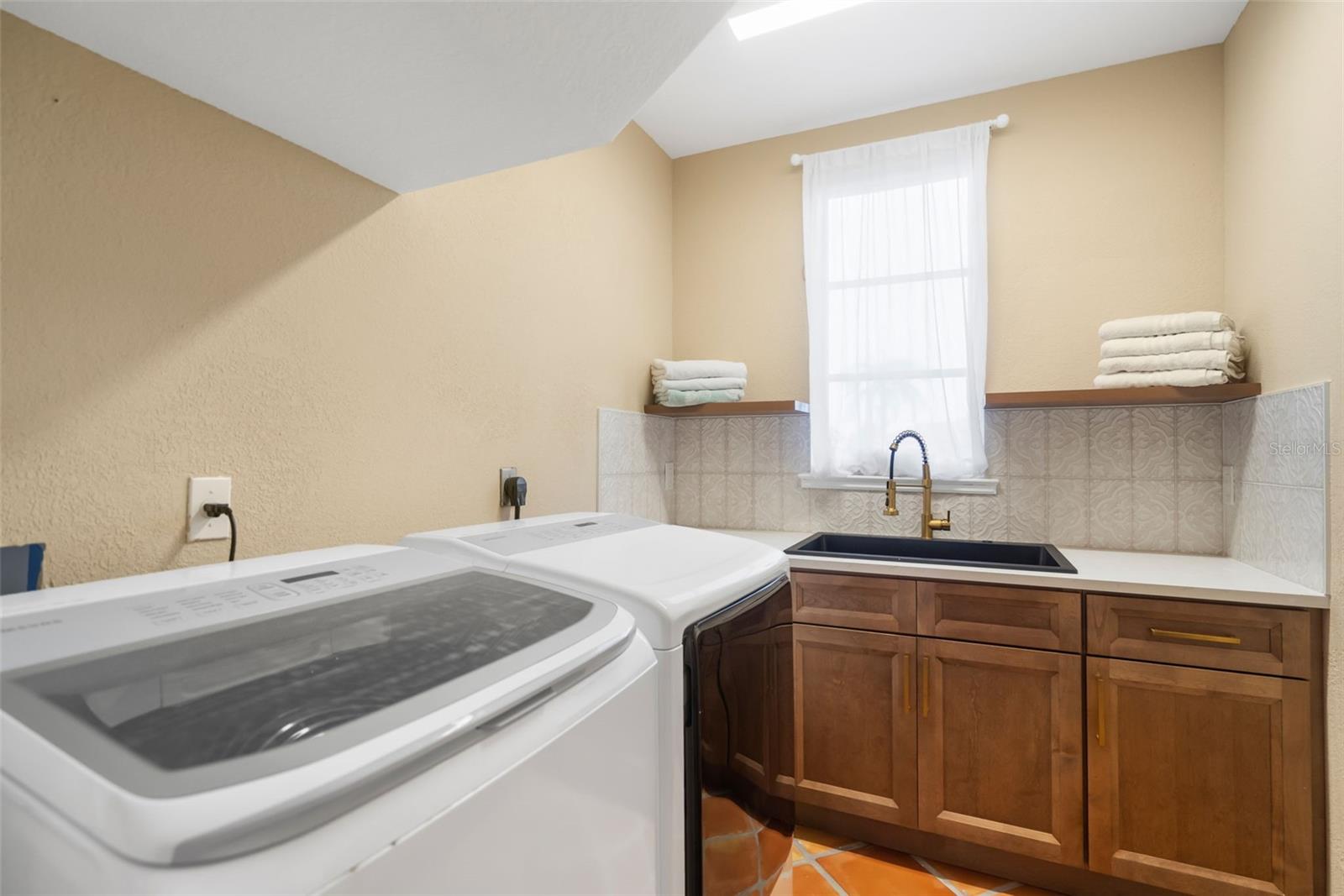 Image 29 of 68 For 3805 Saba Court