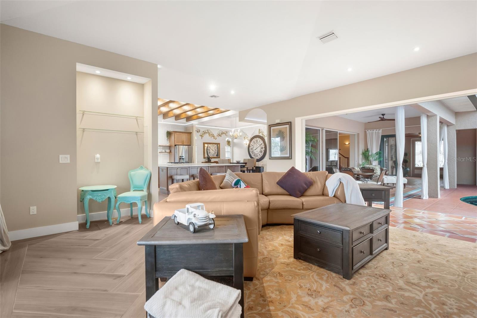 Image 8 of 68 For 3805 Saba Court