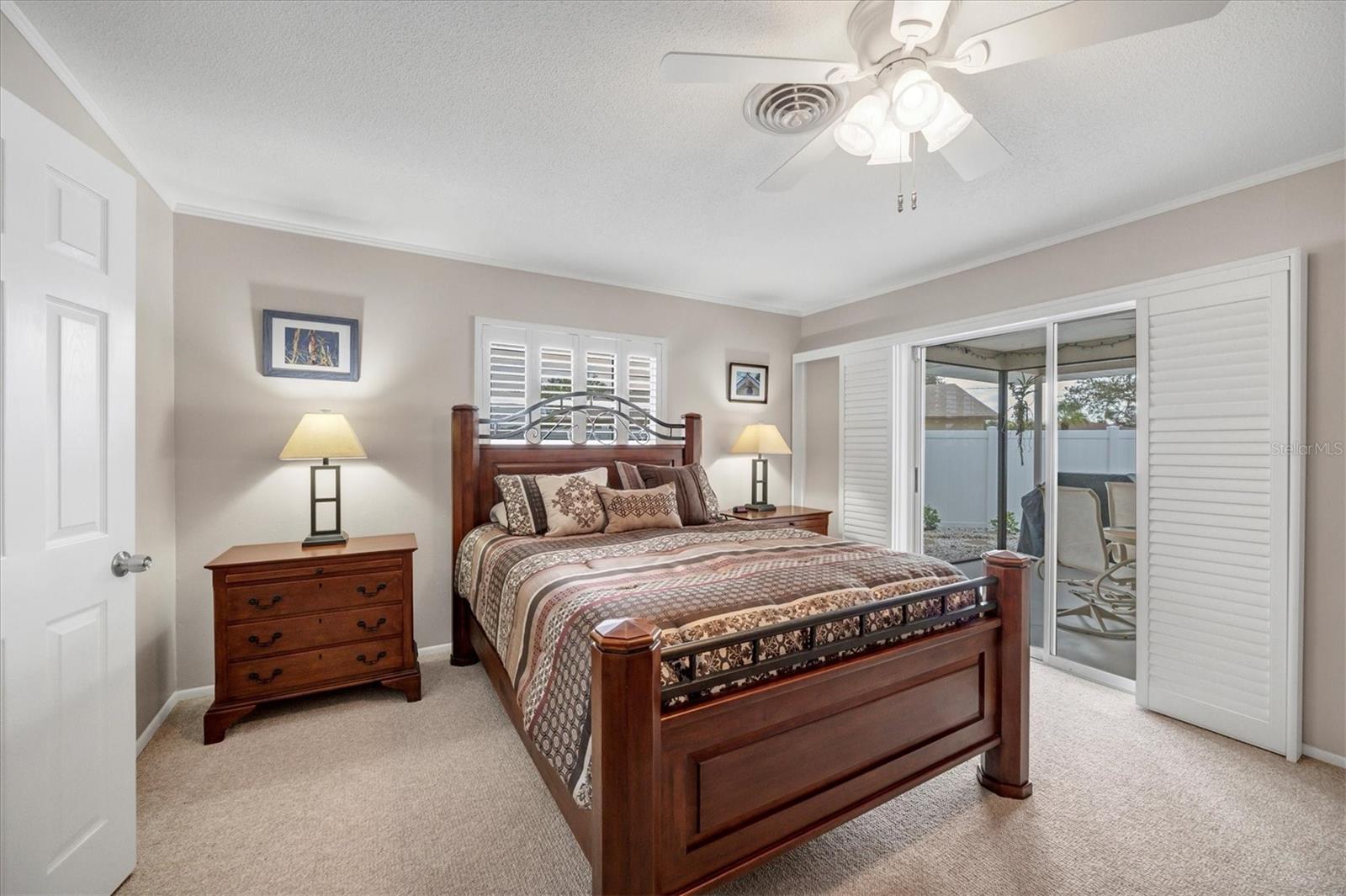 Image 22 of 49 For 1035 Oleander Street