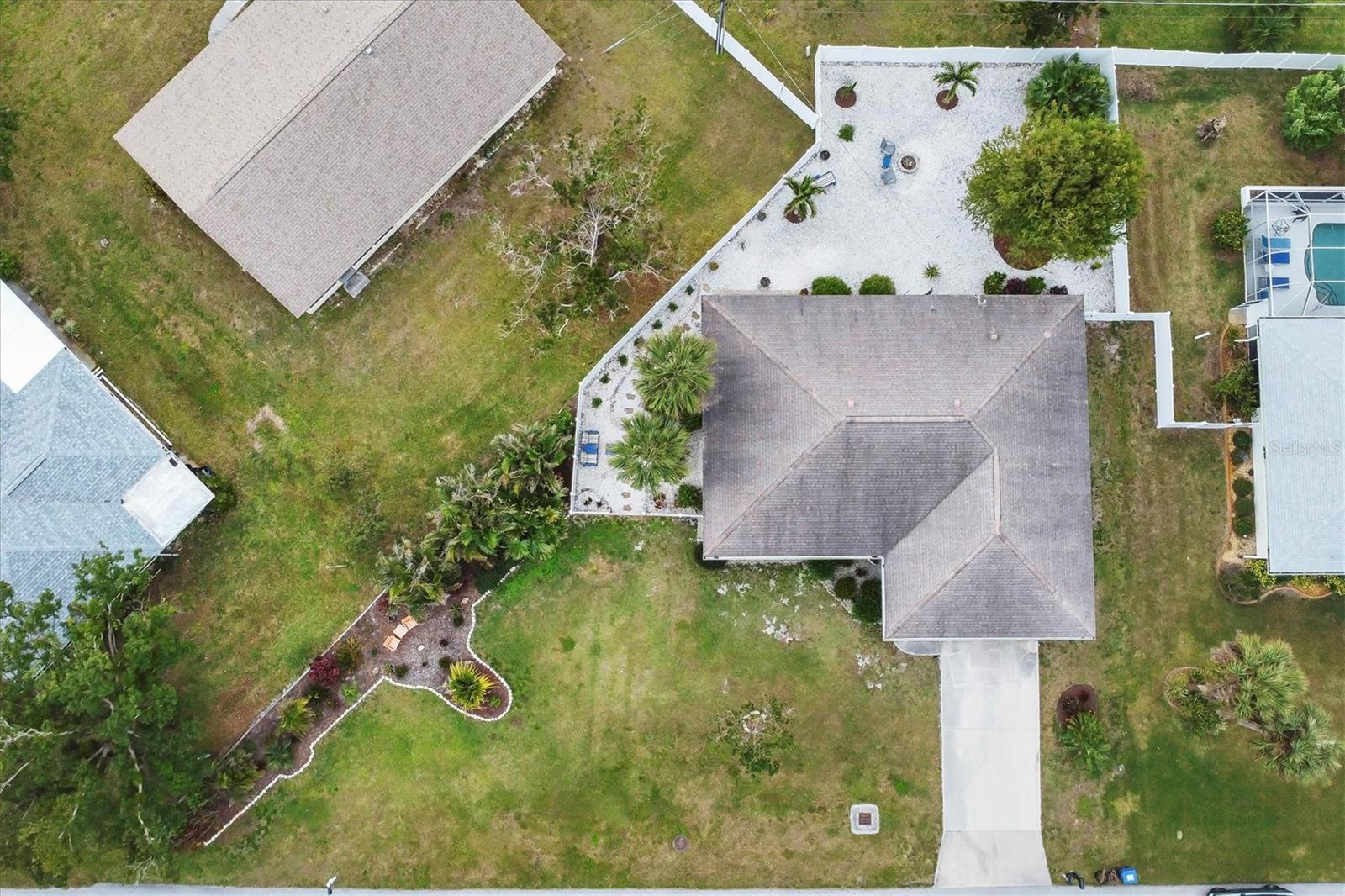 Image 35 of 49 For 1035 Oleander Street