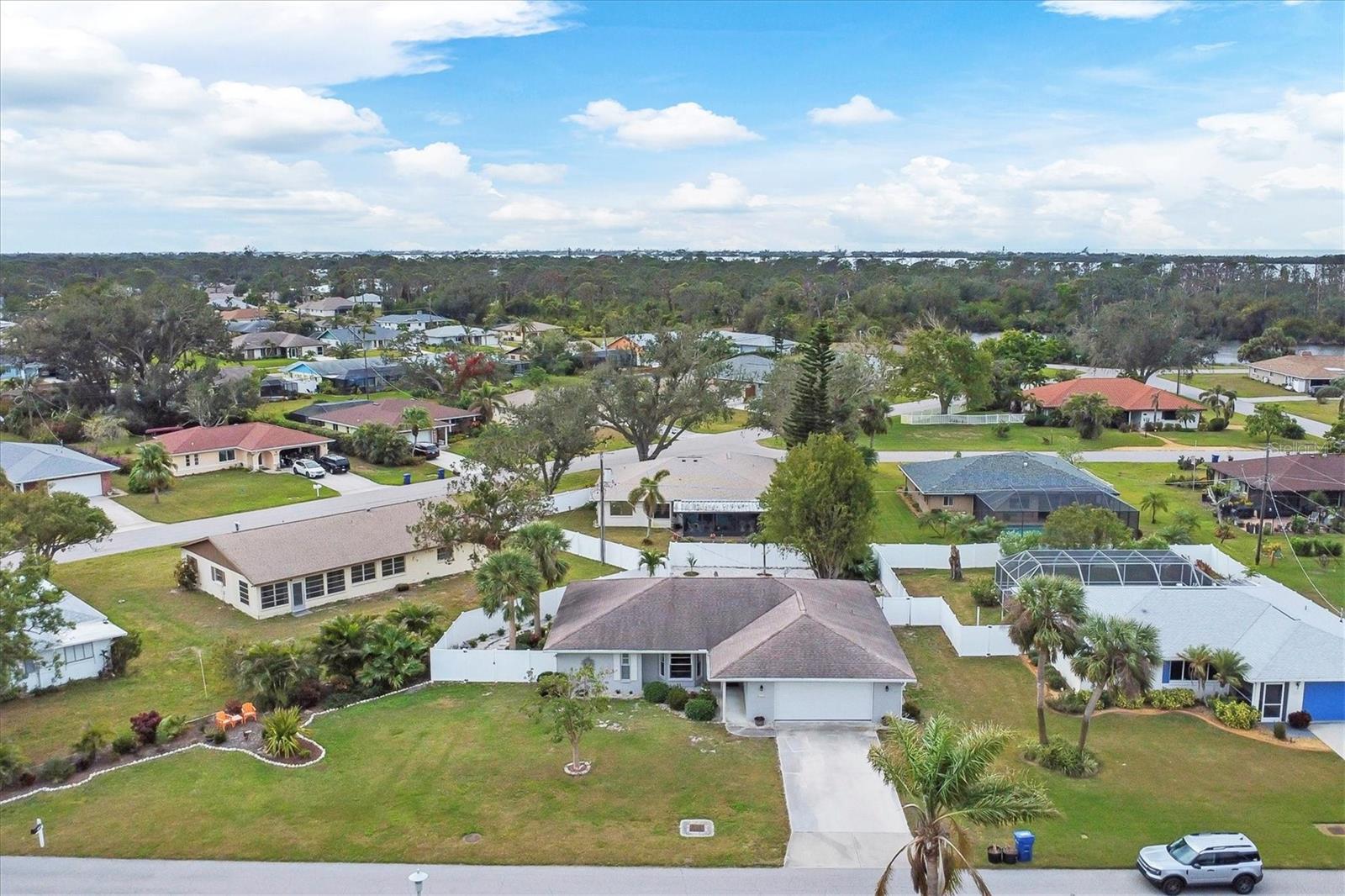 Image 5 of 49 For 1035 Oleander Street