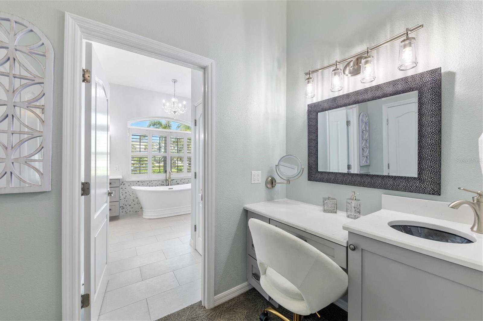 Image 23 of 59 For 8035 Manasota Key Road