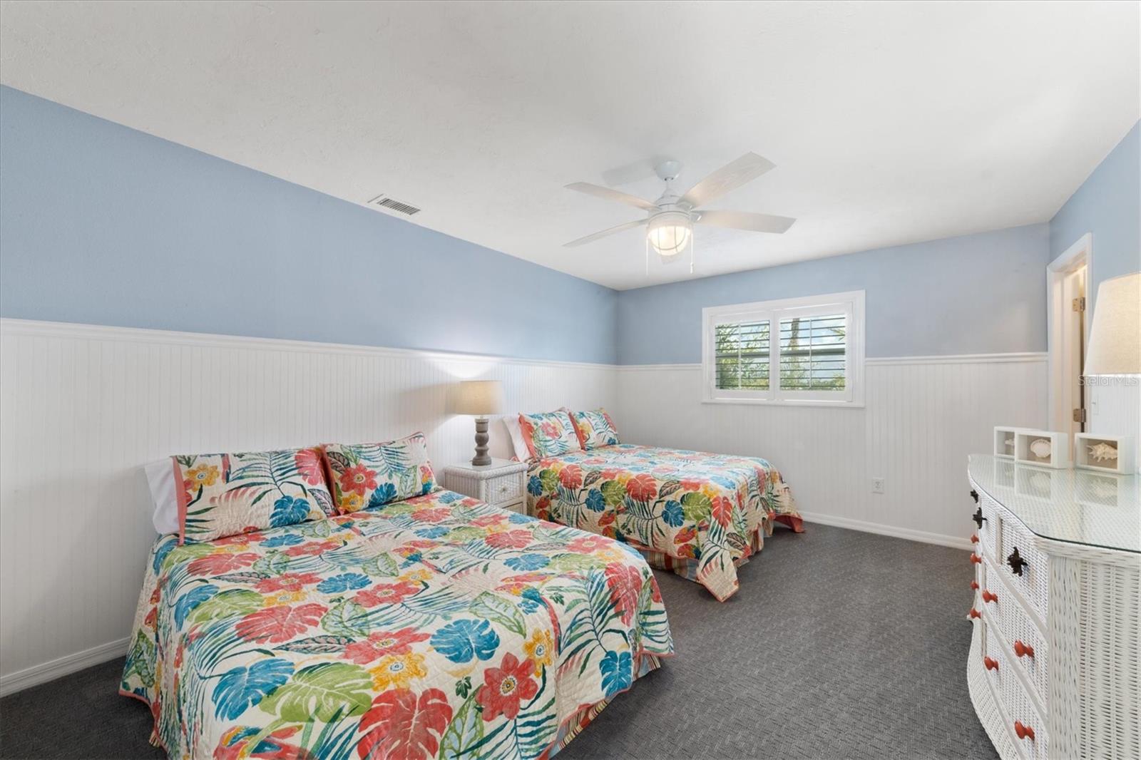 Image 27 of 59 For 8035 Manasota Key Road