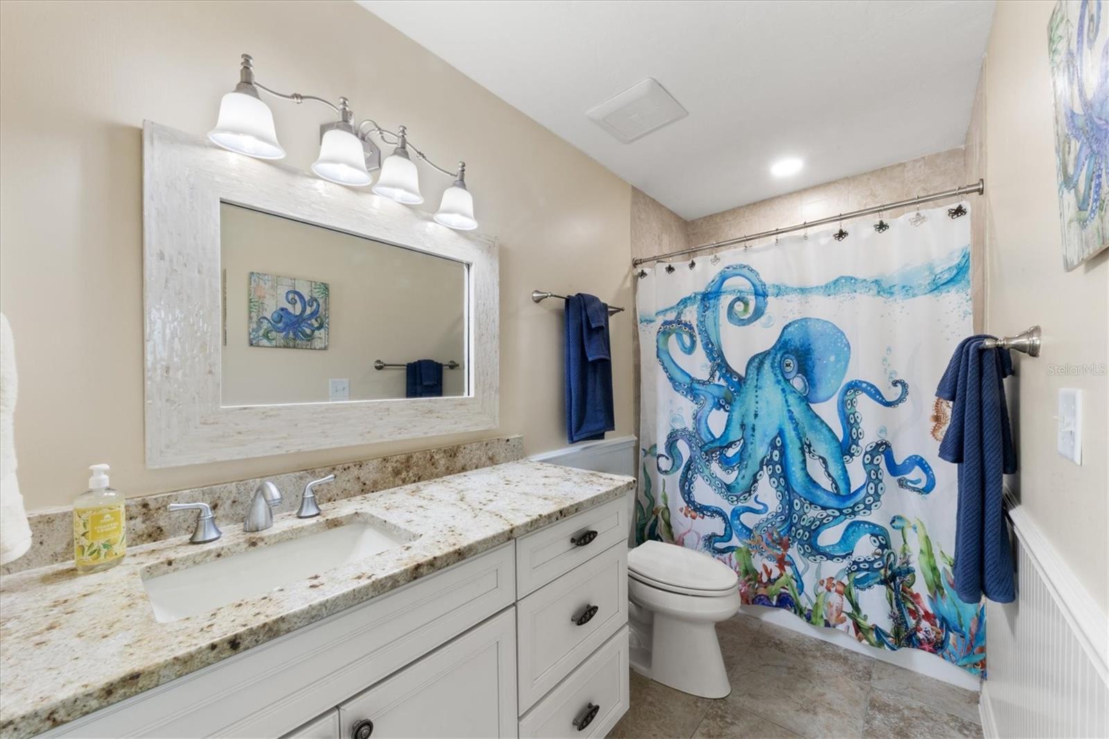 Image 28 of 59 For 8035 Manasota Key Road