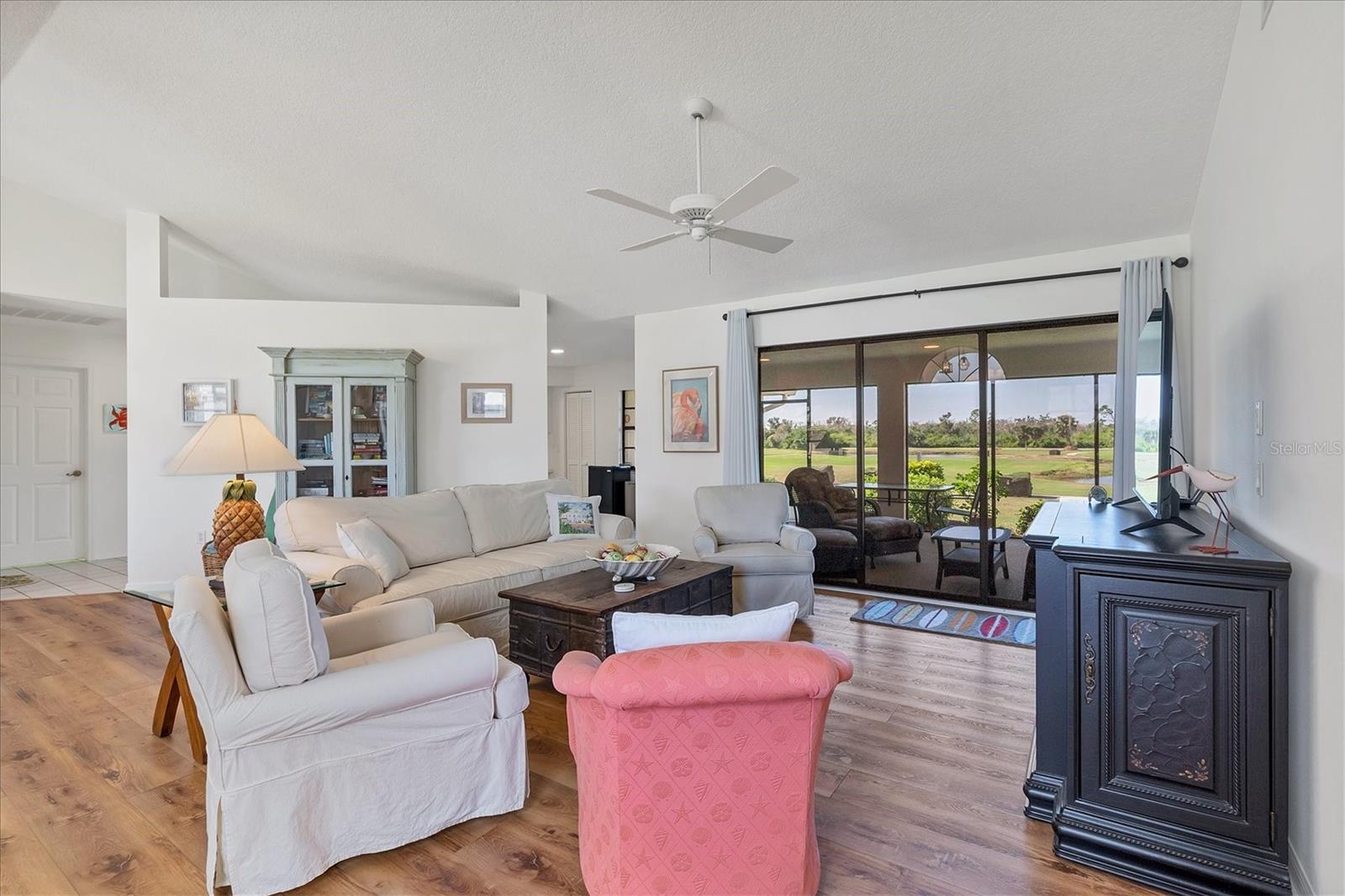 Image 13 of 47 For 20 Leeward Drive