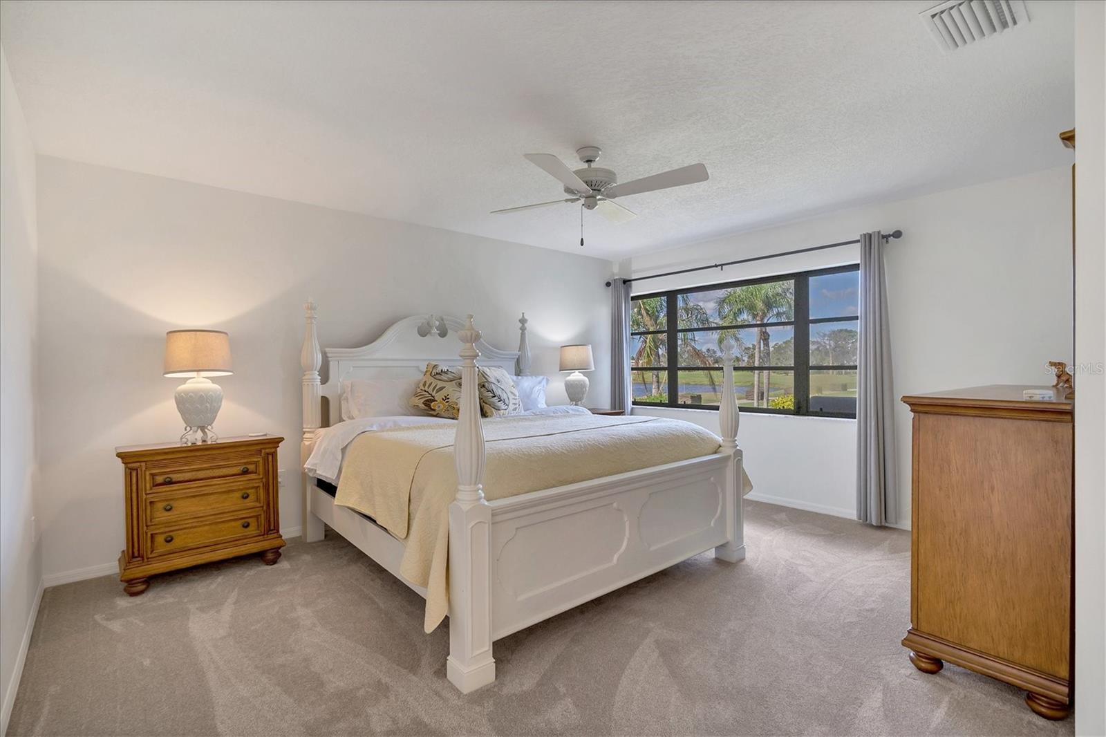 Image 22 of 47 For 20 Leeward Drive