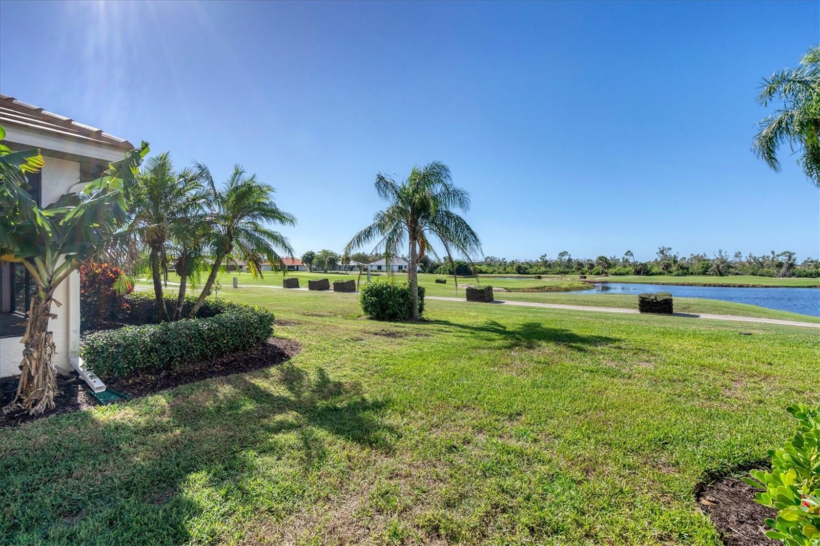 Image 40 of 47 For 20 Leeward Drive