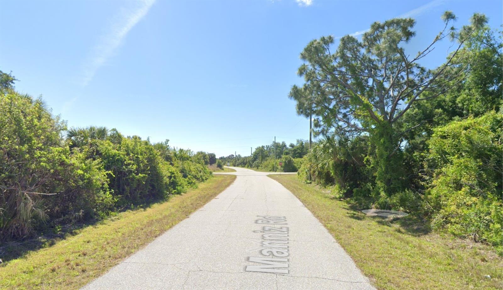 Image 4 of 13 For 7105 Manniz Road