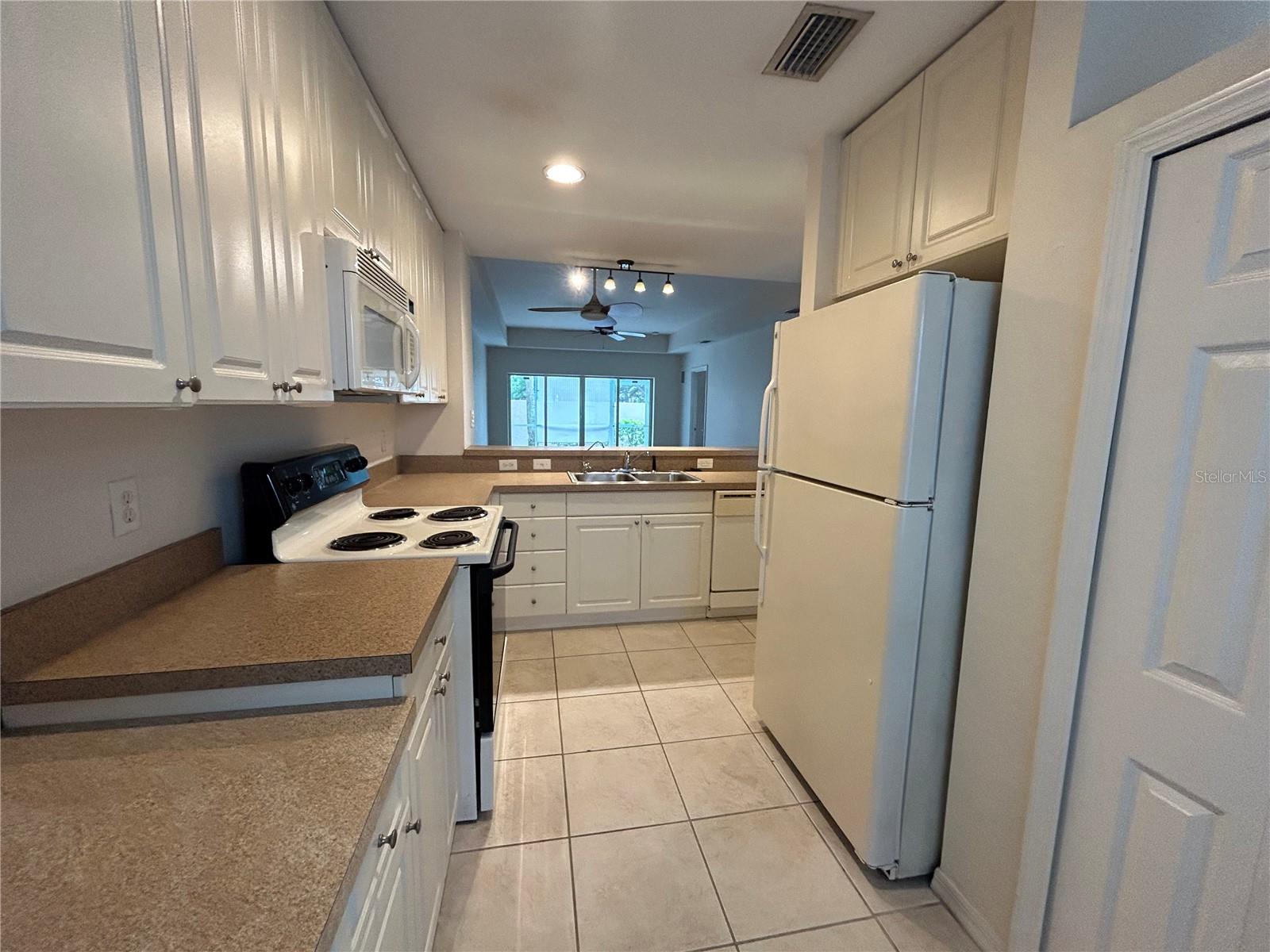 Image 11 of 29 For 5771 Sabal Trace Drive 2b5771