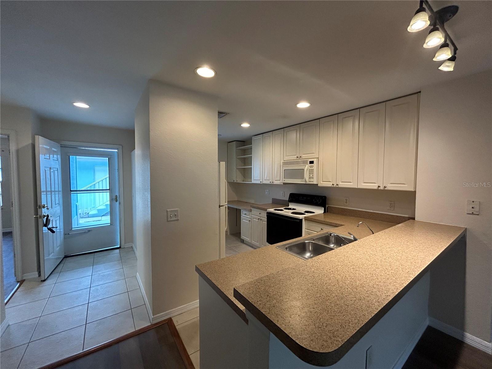 Image 13 of 29 For 5771 Sabal Trace Drive 2b5771