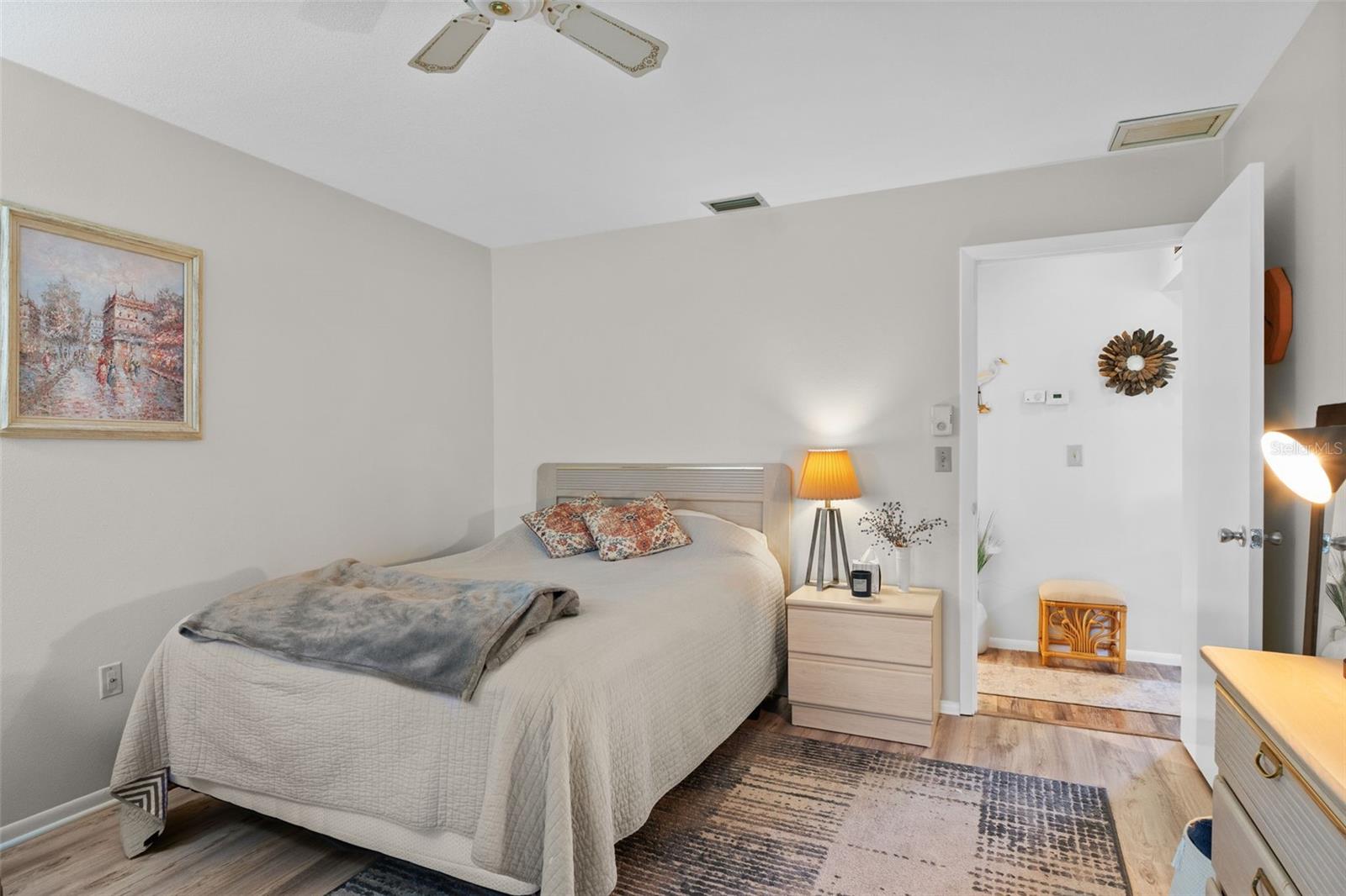 Image 25 of 34 For 4260 Placica Road  17a