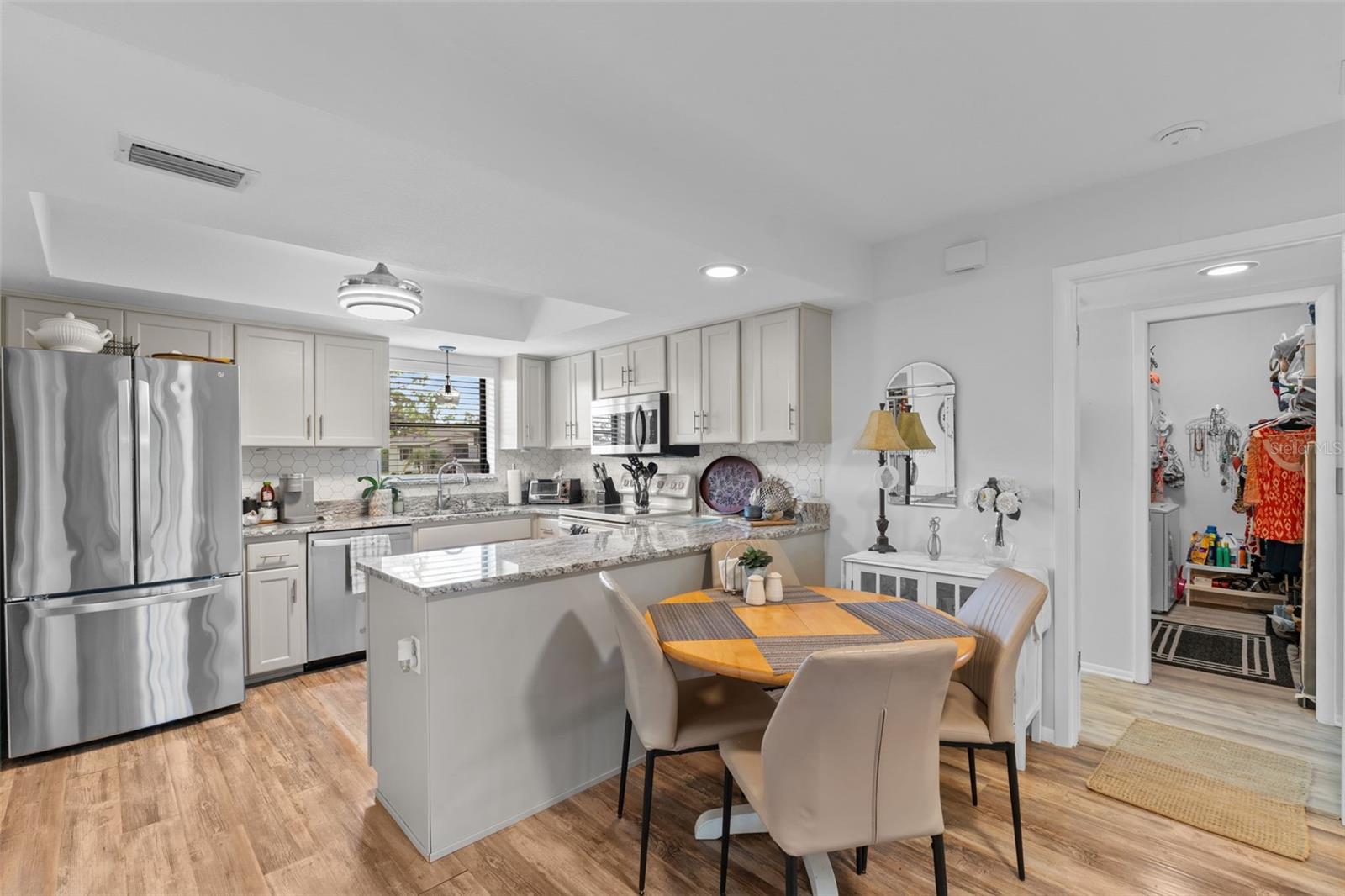 Image 9 of 34 For 4260 Placica Road  17a