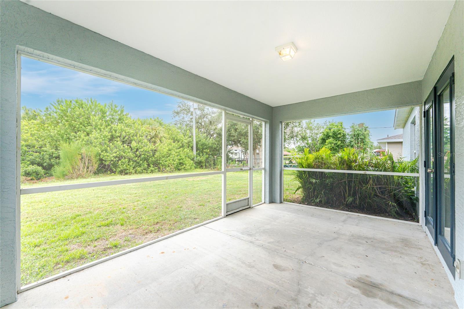 Image 33 of 43 For 6126 Cromwell Street