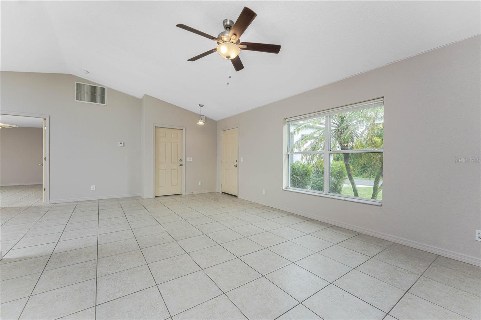 Image 9 of 43 For 6126 Cromwell Street