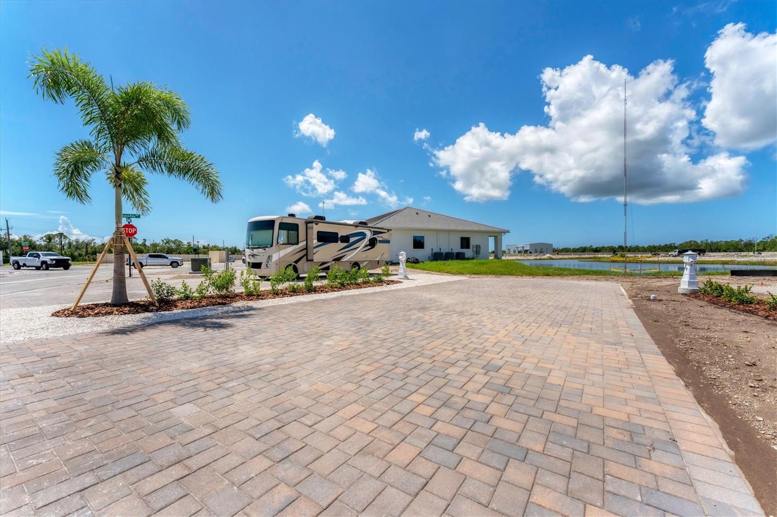 Image 20 of 79 For 9001 Gasparilla Road 22