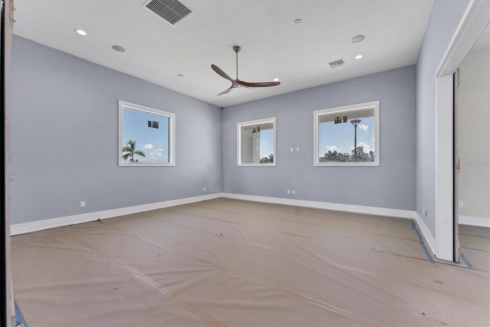 Image 33 of 79 For 9001 Gasparilla Road 22