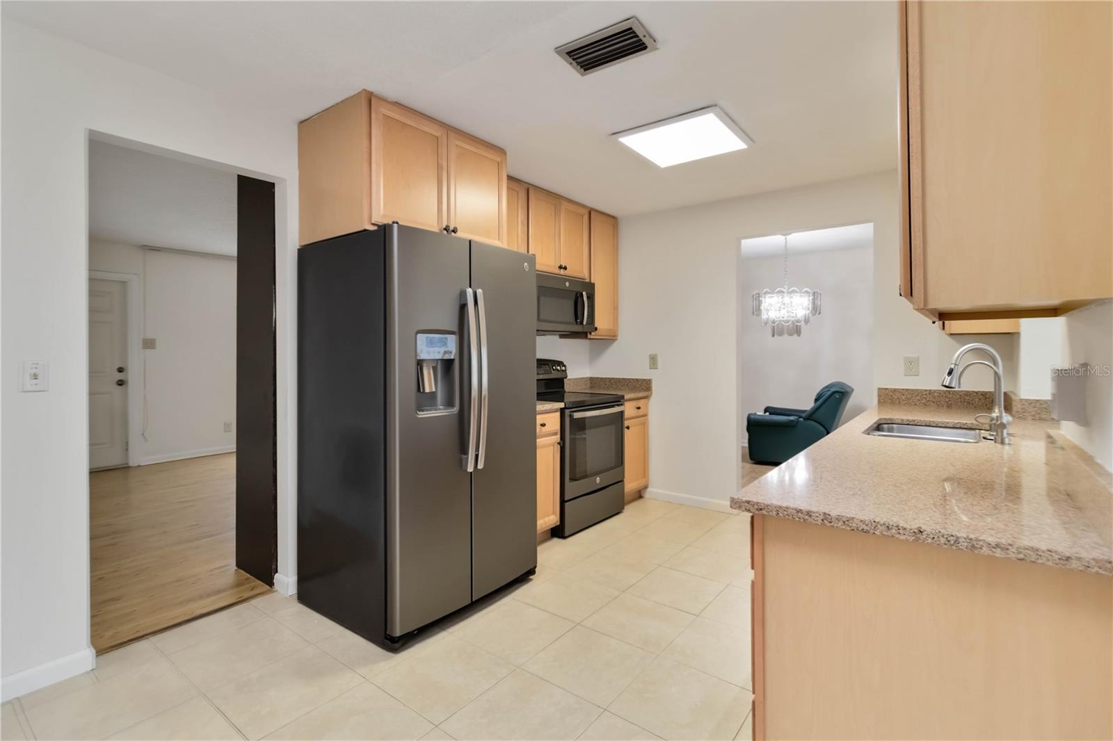 Image 16 of 57 For 735 73rd Terrace