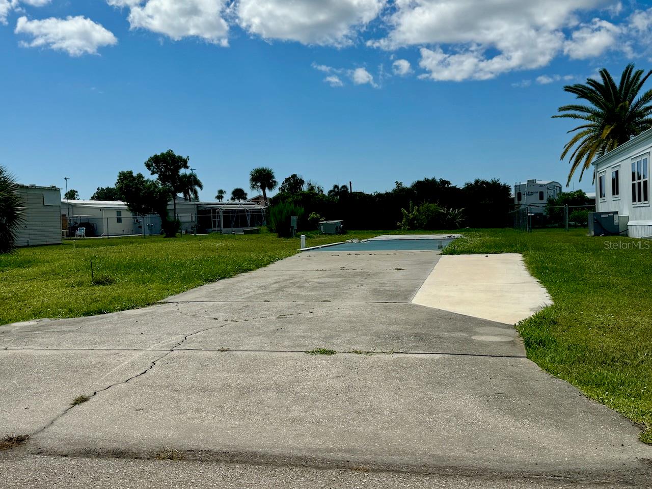 Details for 1574 Blue Heron Drive, ENGLEWOOD, FL 34224