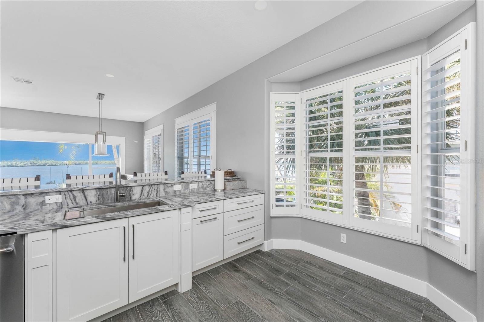 Image 19 of 58 For 1380 Beach Road 2